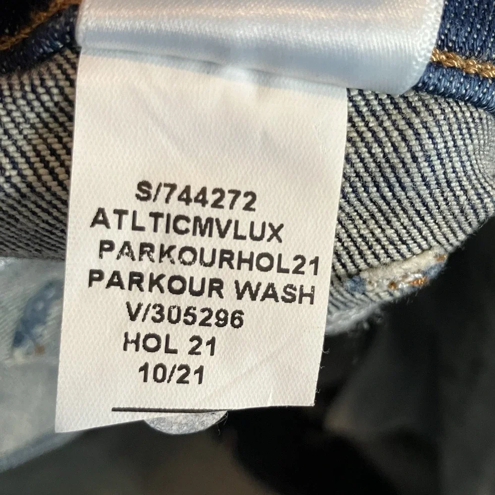 Banana Republic Jeans Mens Sz 40 X 34 Blue Tapered Fit Athletic Lux Parkour Wash